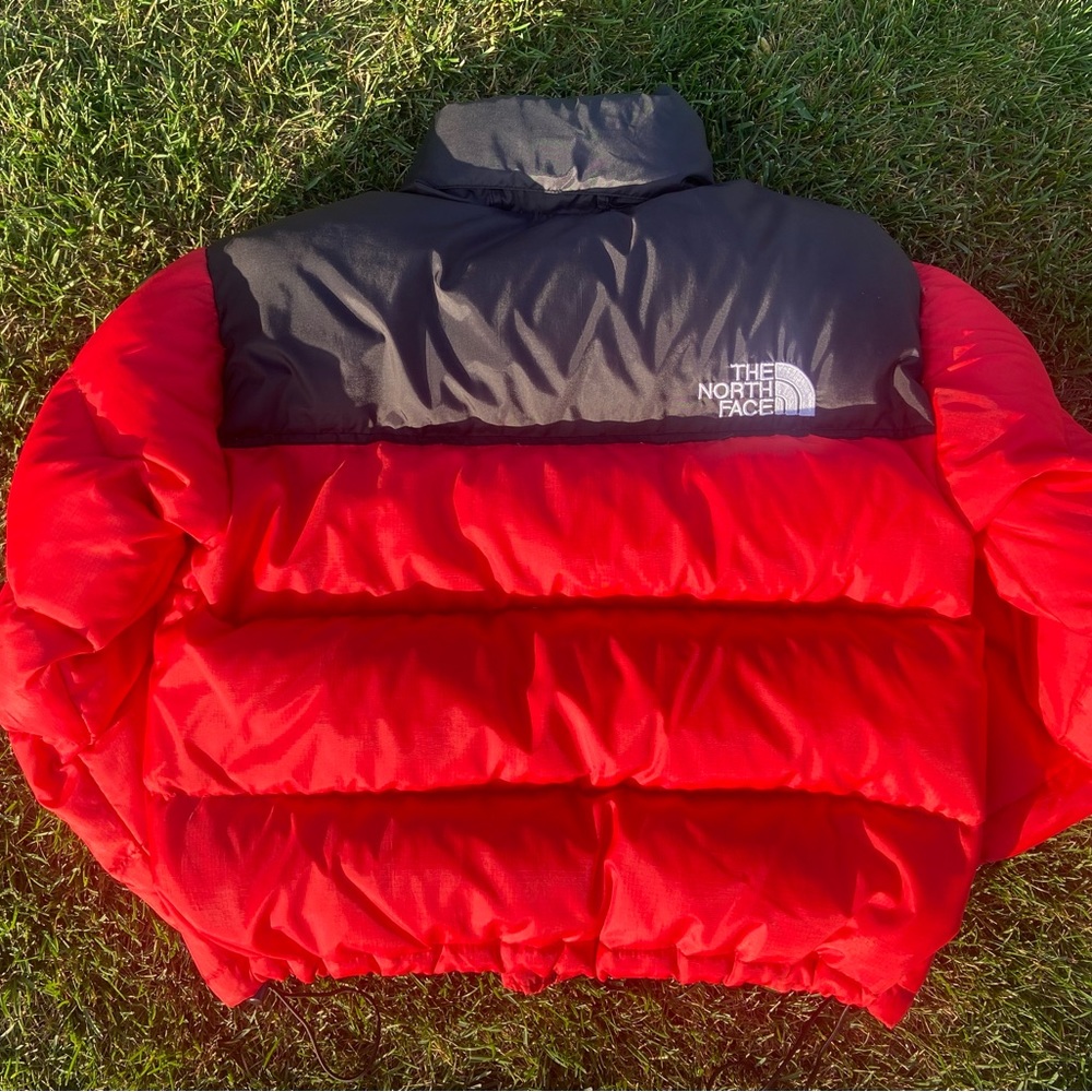 Red Northface 1996 Nuptse Puffer Jacket - Picture 1 of 3